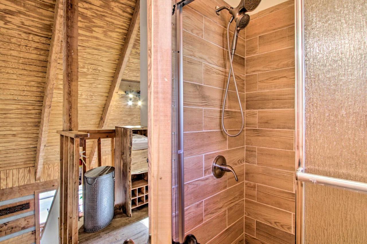 Panoramic-View Gatlinburg Cabin With Private Hot Tub Eksteriør billede