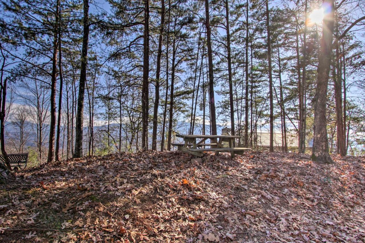 Panoramic-View Gatlinburg Cabin With Private Hot Tub Eksteriør billede